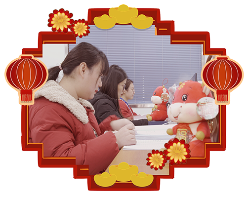少年自知韶光贵，策马扬鞭自奋蹄