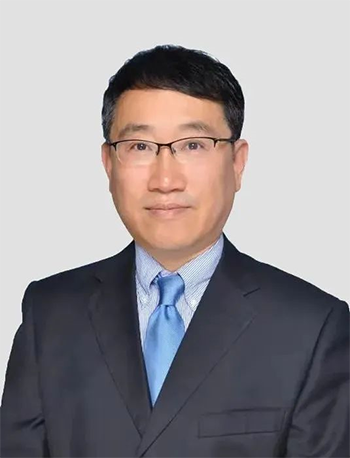 殷海峰 博士 龙8-long8工艺和制剂部副总裁