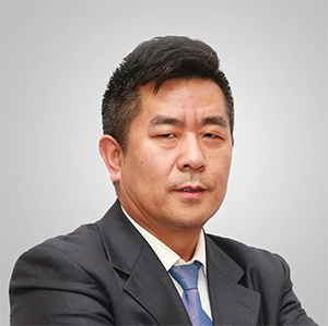 马兴泉博士，龙8-long8化学部副总裁